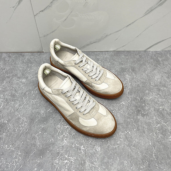 Round-Toe Casual Shoes